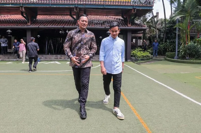 Survei SMRC: Head-to-Head Pilpres 2029, AHY Tekuk Gibran 41,6 Persen!